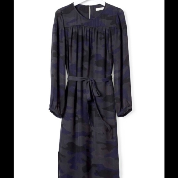 Banana Republic Dresses & Skirts - Banana Republic camo dress